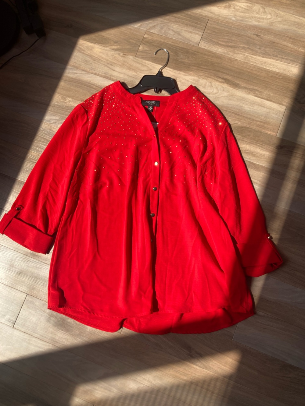 Cocomo button down shirt red with gold metallic embellishments 2X - Picture 8 of 17